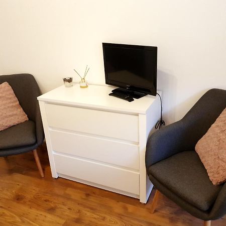 Apartman Bystrica City & Parking Banska Bystrica Exterior photo