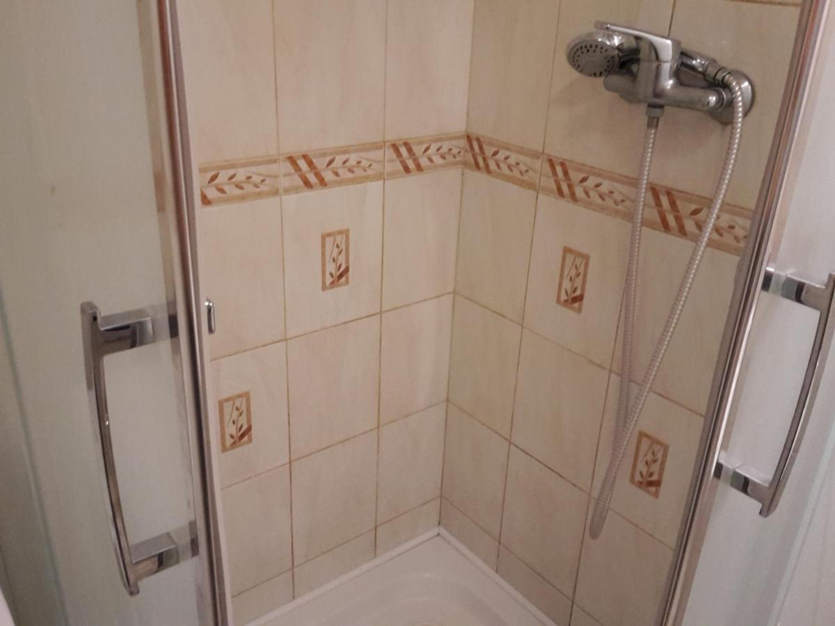 Apartman Bystrica City & Parking Banska Bystrica Exterior photo